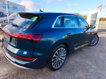 2020 Audi e-tron - photo 11