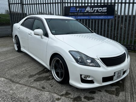 2009 Toyota Crown