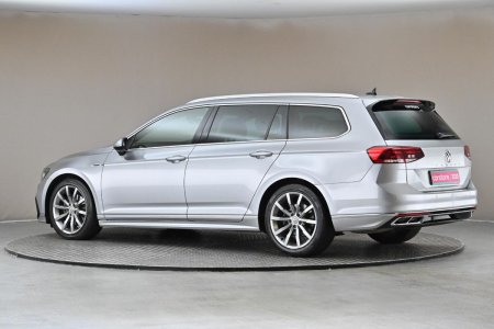 2020 Volkswagen Passat - photo 6