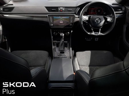2024 Skoda Superb - photo 2