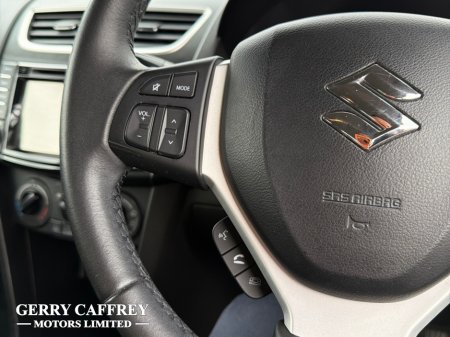 2015 Suzuki Swift - photo 15