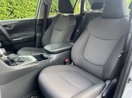 2023 Toyota RAV4 - photo 6