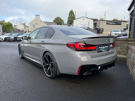 2022 BMW 5-Series - photo 3