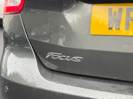 2017 Ford Focus - photo 8