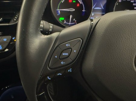 2023 Toyota C-HR - photo 17