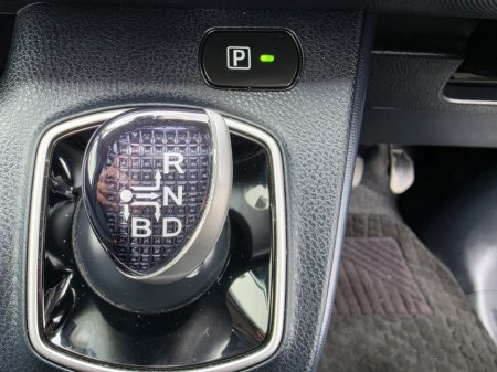 2016 Toyota Voxy - photo 48