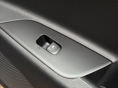 2026 Kia Stonic - photo 31