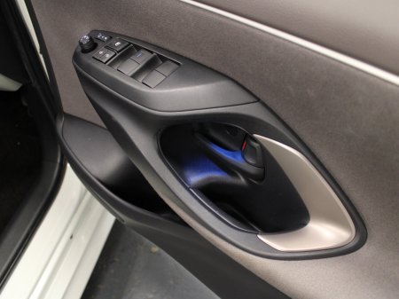 2021 Toyota Yaris - photo 24