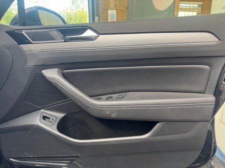 2016 Volkswagen Passat - photo 18