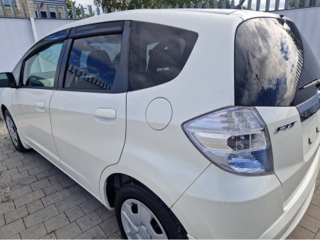 2011 Honda Fit - photo 8