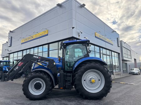 0 New Holland T7.225 - photo 3