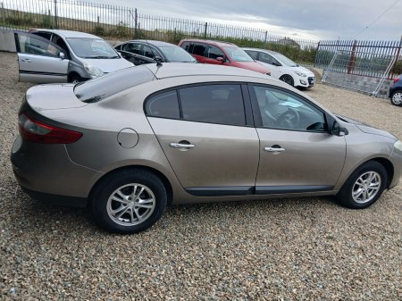 2012 Renault Fluence - photo 7