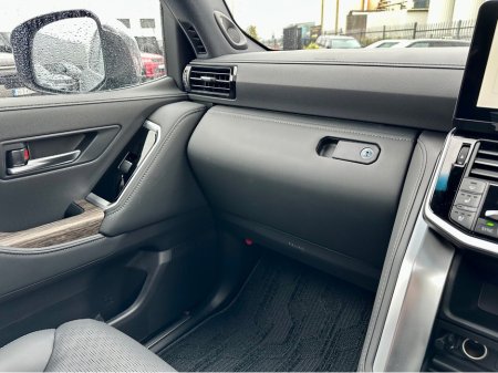 2026 Toyota Land Cruiser - photo 18