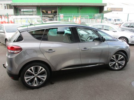 2017 Renault Scenic - photo 4