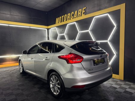 2017 Ford Focus - photo 10