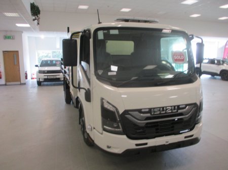 2026 Isuzu NPR - photo 8