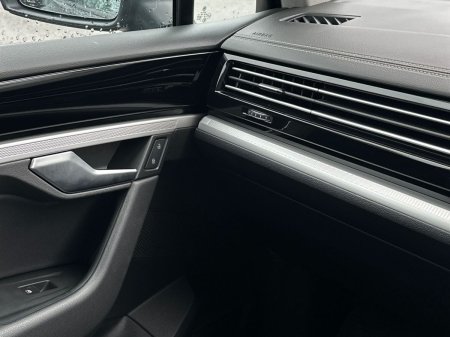 2019 Volkswagen Touareg - photo 17