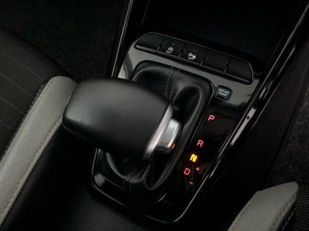 2020 Kia Stonic - photo 23