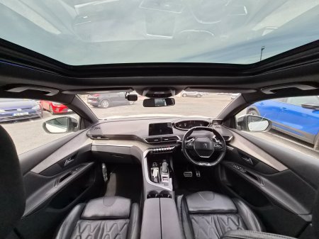 2018 Peugeot 5008 - photo 17