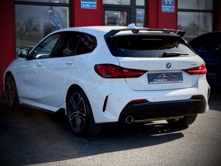 2022 BMW 1-Series - photo 6