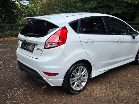 2013 Ford Fiesta - photo 9