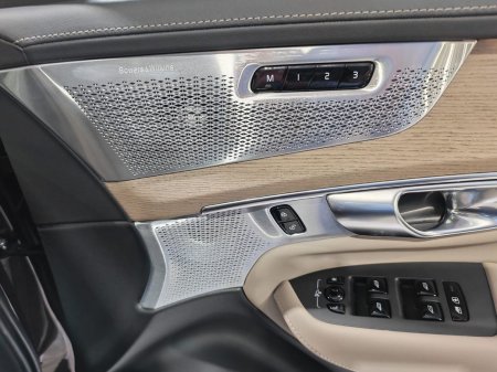 2025 Volvo XC90 - photo 9