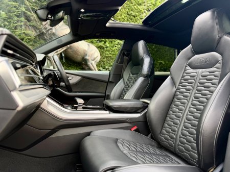 2020 Audi RS Q8 - photo 9