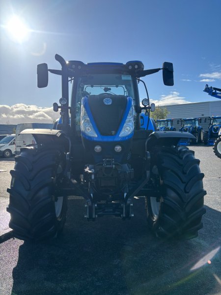 0 New Holland T7.225 - photo 2