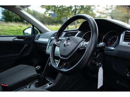 2018 Volkswagen Tiguan - photo 34