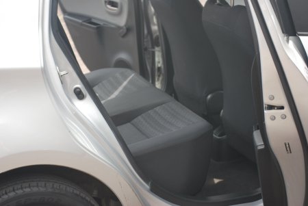 2016 Toyota Yaris - photo 10