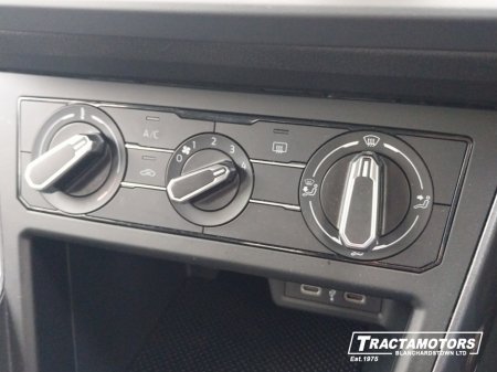 2024 Volkswagen Polo - photo 9