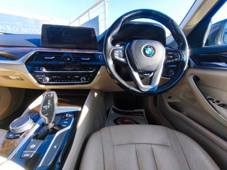 2017 BMW 5-Series - photo 15