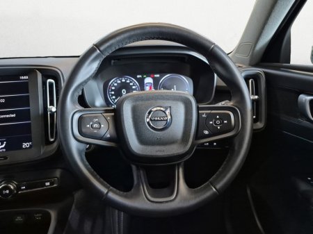 2023 Volvo XC40 - photo 16