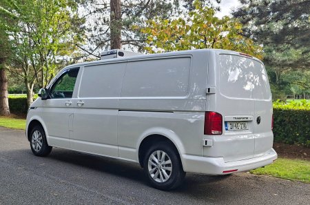 2021 Volkswagen Transporter - photo 2