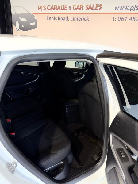 2014 Volvo V40 - photo 9