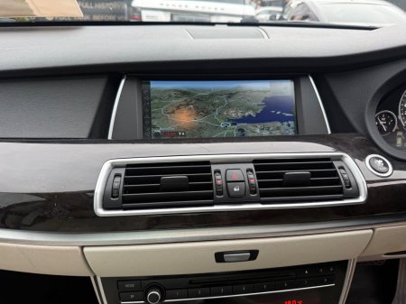 2010 BMW 5-Series - photo 20
