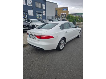 2017 Jaguar XF - photo 20