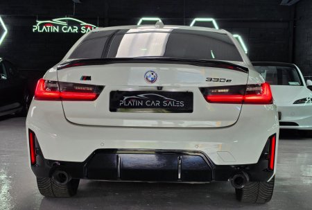 2024 BMW 3-Series - photo 12