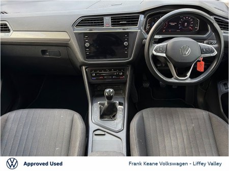 2024 Volkswagen Tiguan Allspace - photo 2