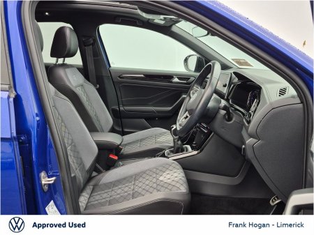 2025 Volkswagen T-Roc - photo 8