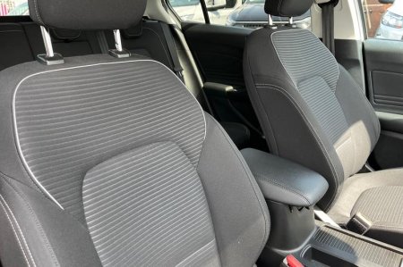 2018 Ford Focus - photo 17