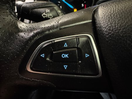 2017 Ford Focus - photo 24