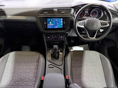 2023 Volkswagen Tiguan - photo 12