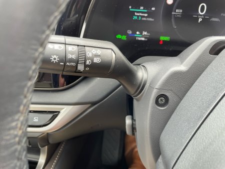 2025 Lexus RX450H+ - photo 23