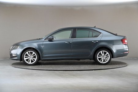 2021 Skoda Octavia - photo 5