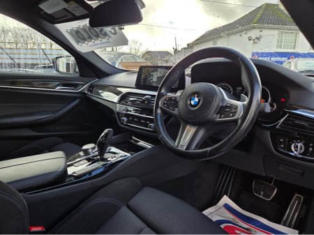 2019 BMW 5-Series - photo 18