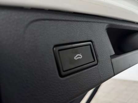 2018 Volkswagen Passat - photo 19