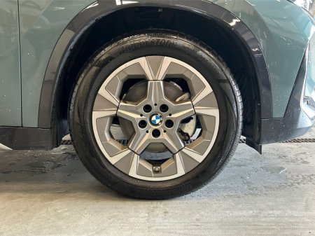2026 BMW iX1 - photo 14