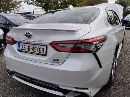 2023 Toyota Camry - photo 3