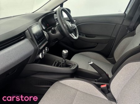 2024 Renault Clio - photo 12